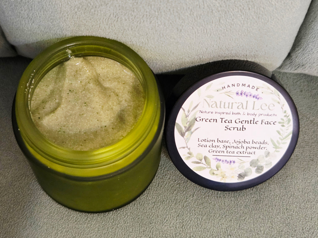 Handmade Green Tea Facial Scrub – Gentle Exfoliating with Jojoba Beads & Sea Clay