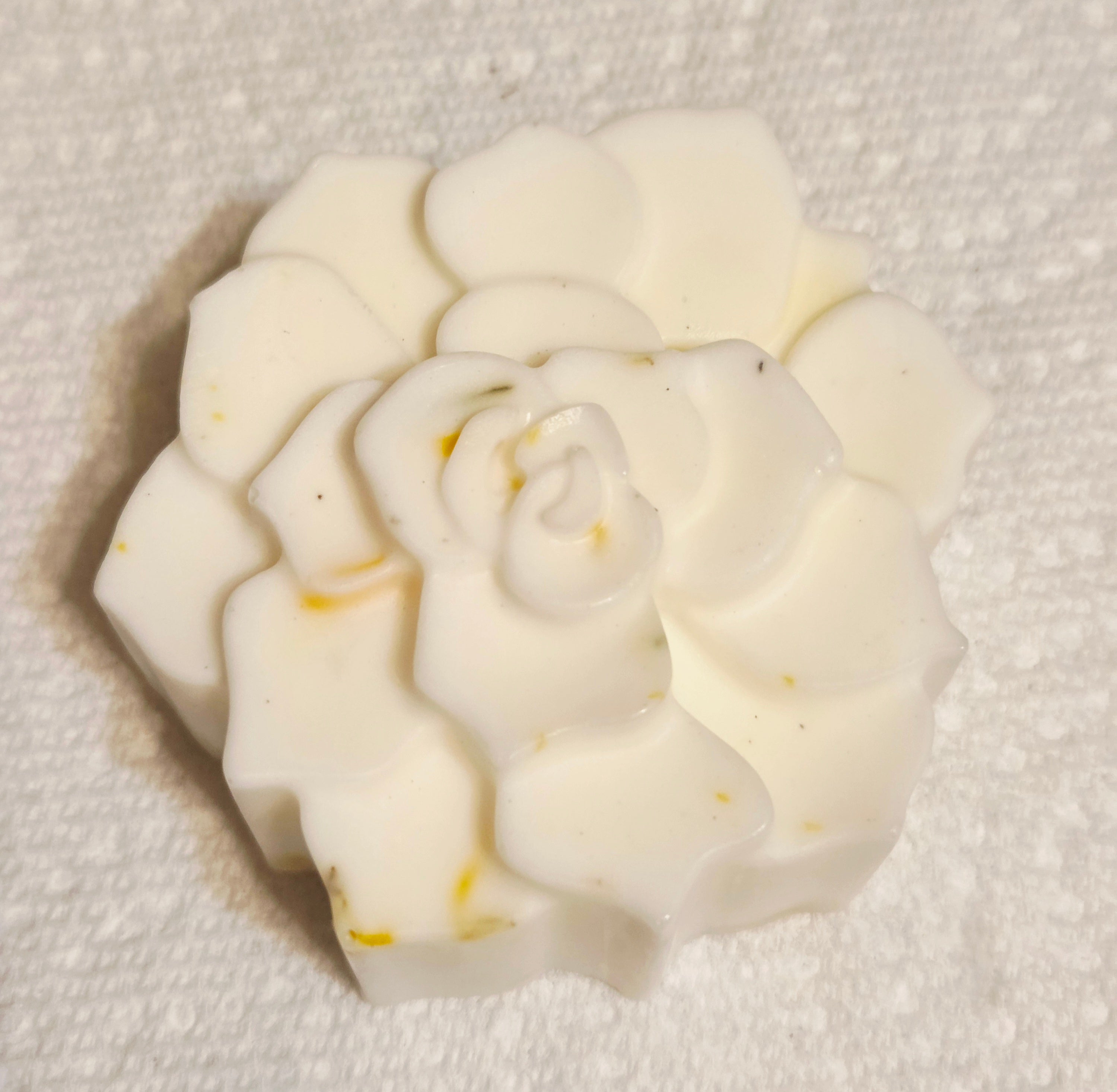 Coconut Milk & Avocado Butter Soap - Sea Salt & Lily